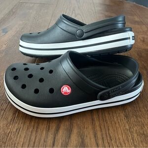 Crocs Crocband Clog Black/White Unisex Men’s 6 Women’s 8 Sandals Slip On EUC